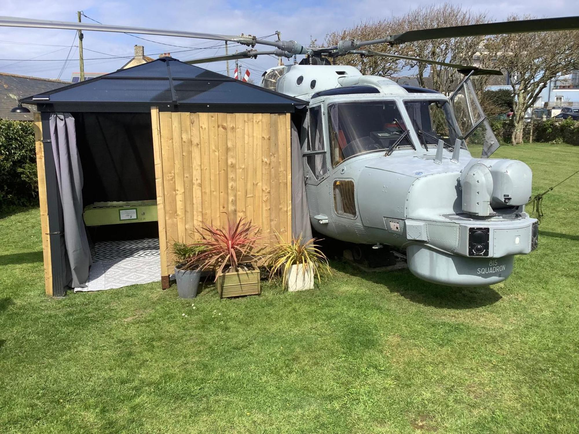 Haelarcher Helicopter Glamping Helston Kültér fotó